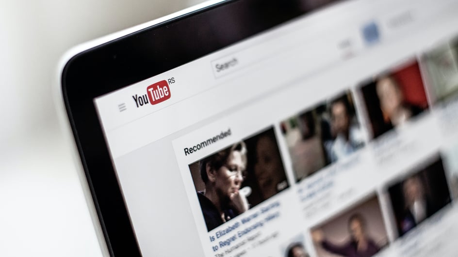 YouTube end screen template
