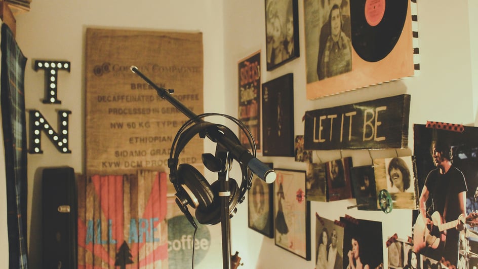  Headphones rest on a microphone stand, having just recorded tracks for Soundstripe’s production music library.